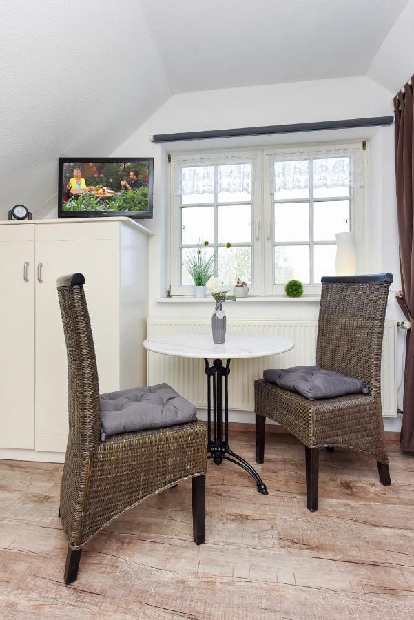 Ferienwohnungen Im Haus Friesische Weite 西里格 外观 照片